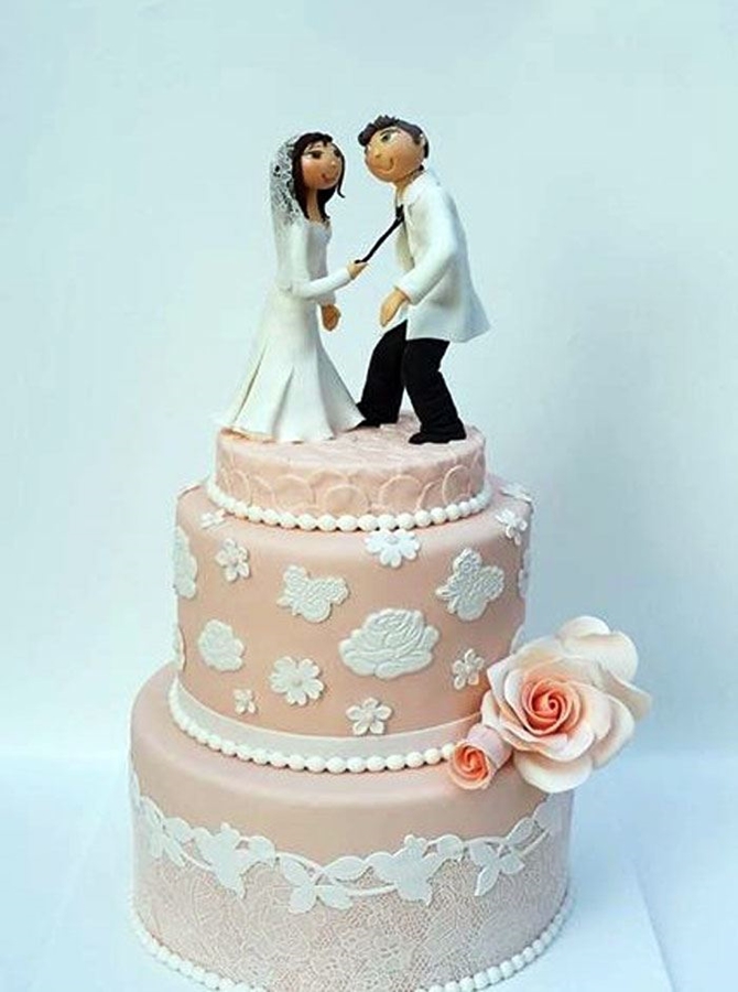 תמונה של עוגת חתונה הומוריסטית