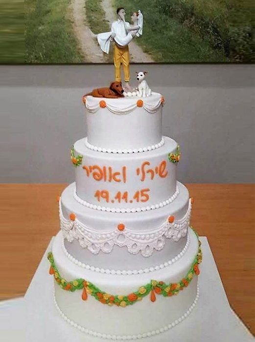 תמונה של עוגת חתונה גרלנדות פרחים