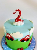 תמונה של עוגת יום הולדת מכוניות