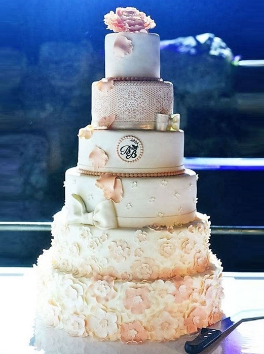 תמונה עבור הקטגוריה עוגות חתונה מעוצבות